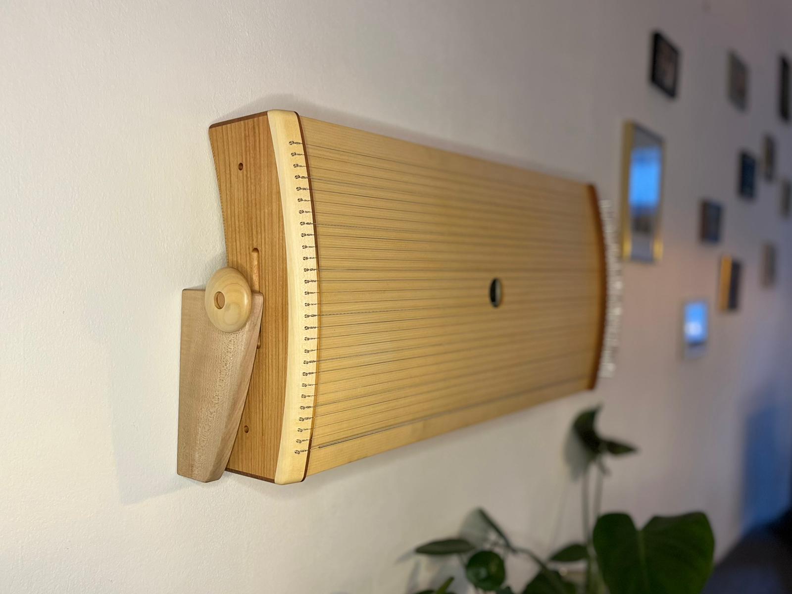 Wandhalterung für Körpertambura